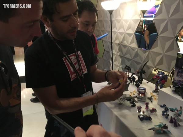 SDCC 2017   Power Of The Primes Photos From The Hasbro Breakfast Rodimus Prime Darkwing Dreadwind Jazz More  (62 of 105)